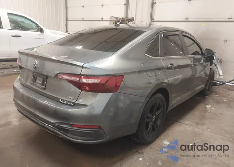 2024 Volkswagen Jetta 1.5T Se z USA, uszkodzony, nr VIN 3VW7M7BU5RM029853